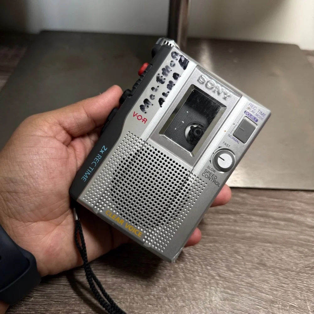 Sony tcm 200dv